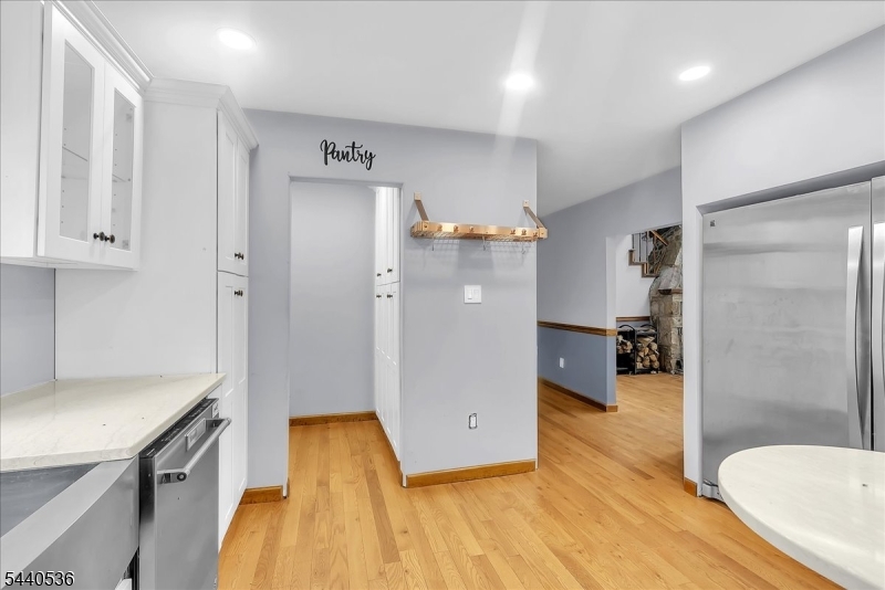 655 Warwick Tpke Property Photo 14