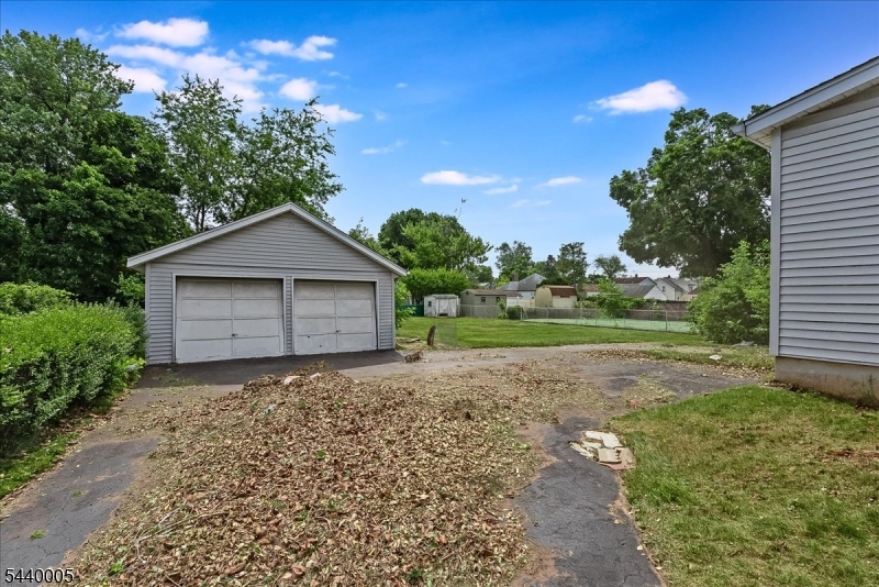 425 New Market Rd 2 Property Photo 17