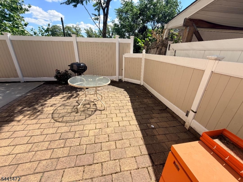 47 Cleveland St Property Photo 15
