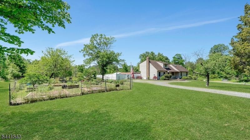 Steinmetz Rd Property Photo 10