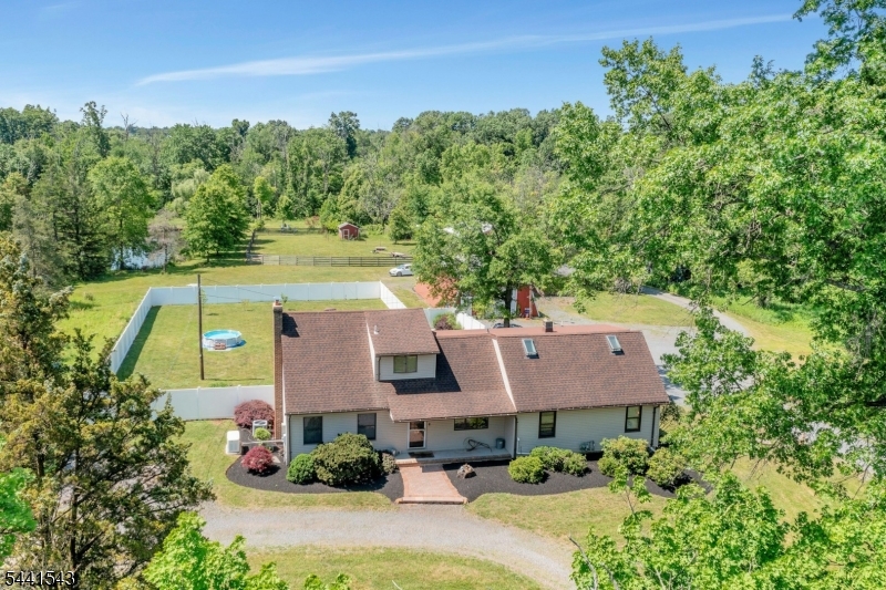 Steinmetz Rd Property Photo 16