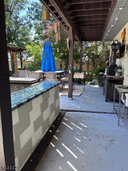 115 Oak St Property Photo 41