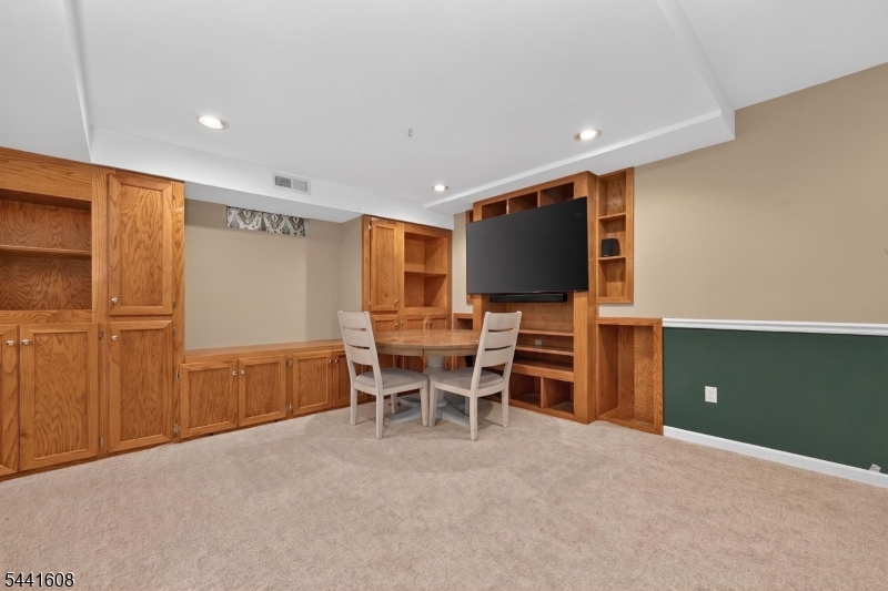 3 Grant Way Property Photo 28