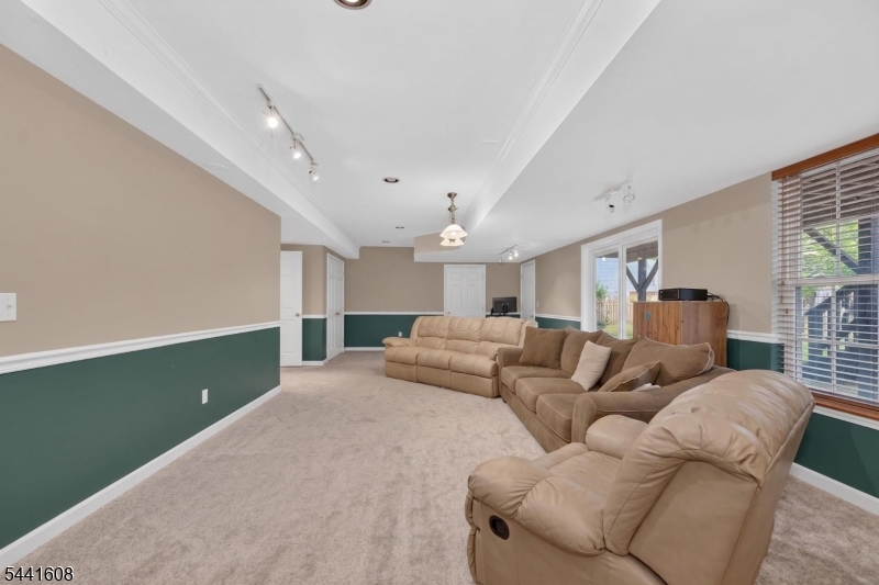 3 Grant Way Property Photo 30