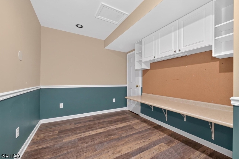 3 Grant Way Property Photo 33