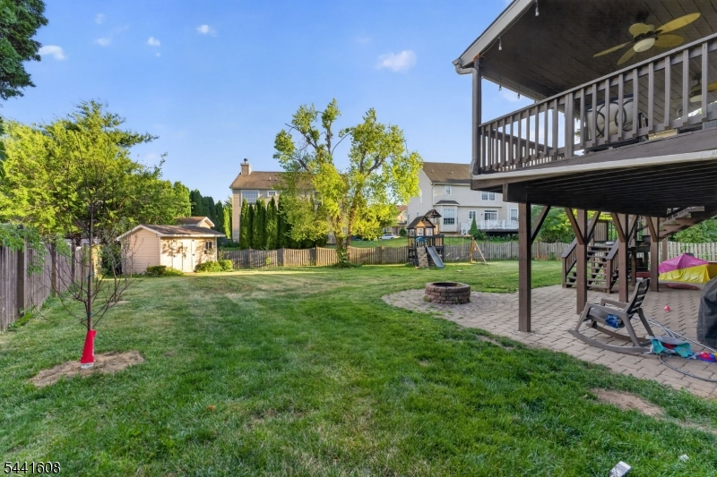 3 Grant Way Property Photo 35