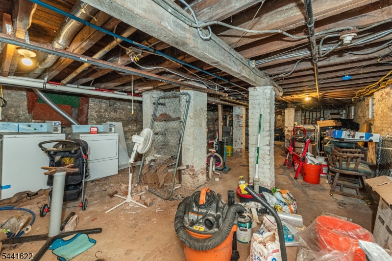 83 Winans Ave Property Photo 14