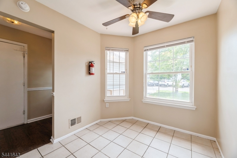 7 Sloop Sq Property Photo 5