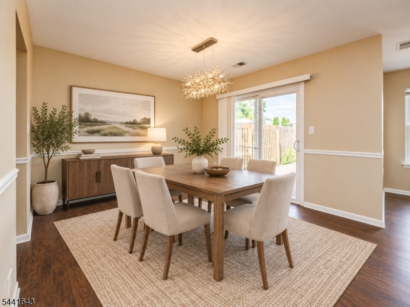 7 Sloop Sq Property Photo 5