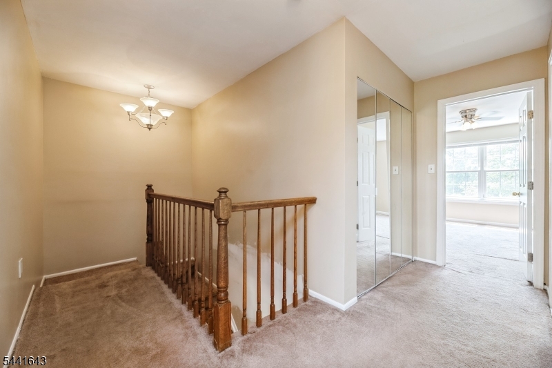 7 Sloop Sq Property Photo 12