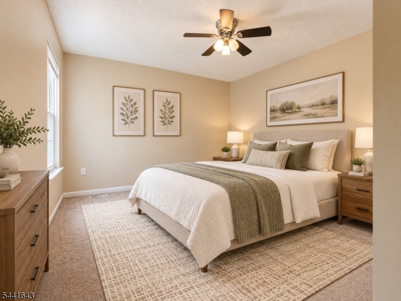 7 Sloop Sq Property Photo 12