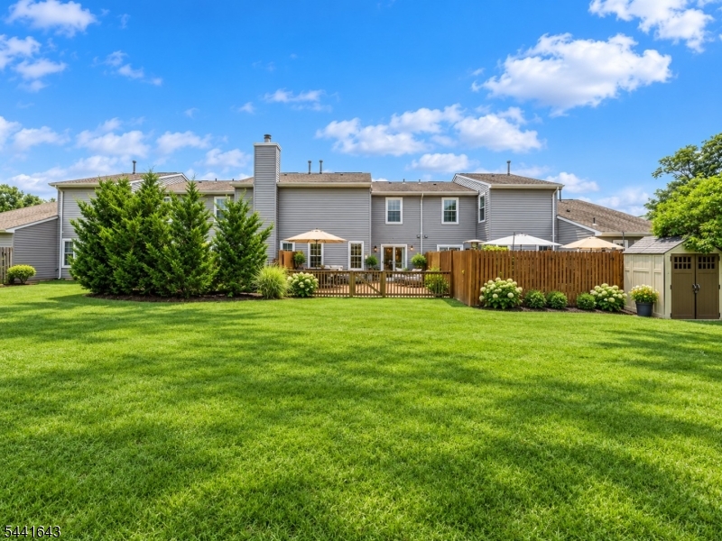 7 Sloop Sq Property Photo 15