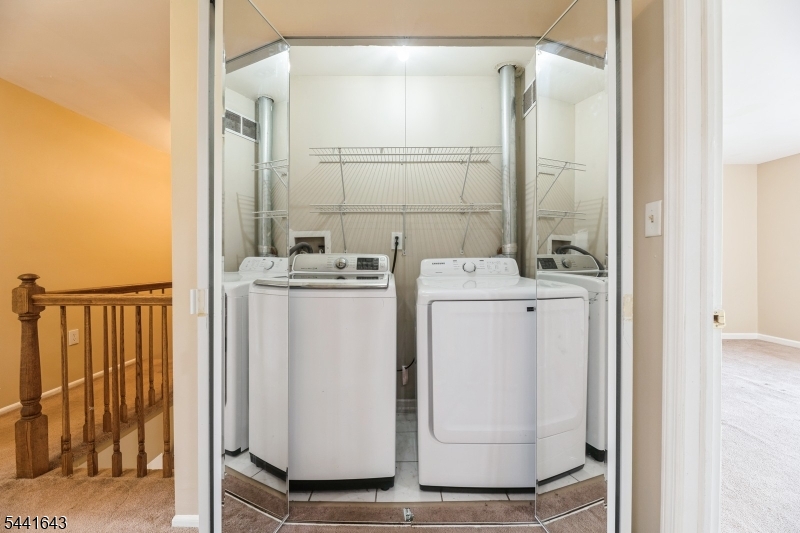 7 Sloop Sq Property Photo 23