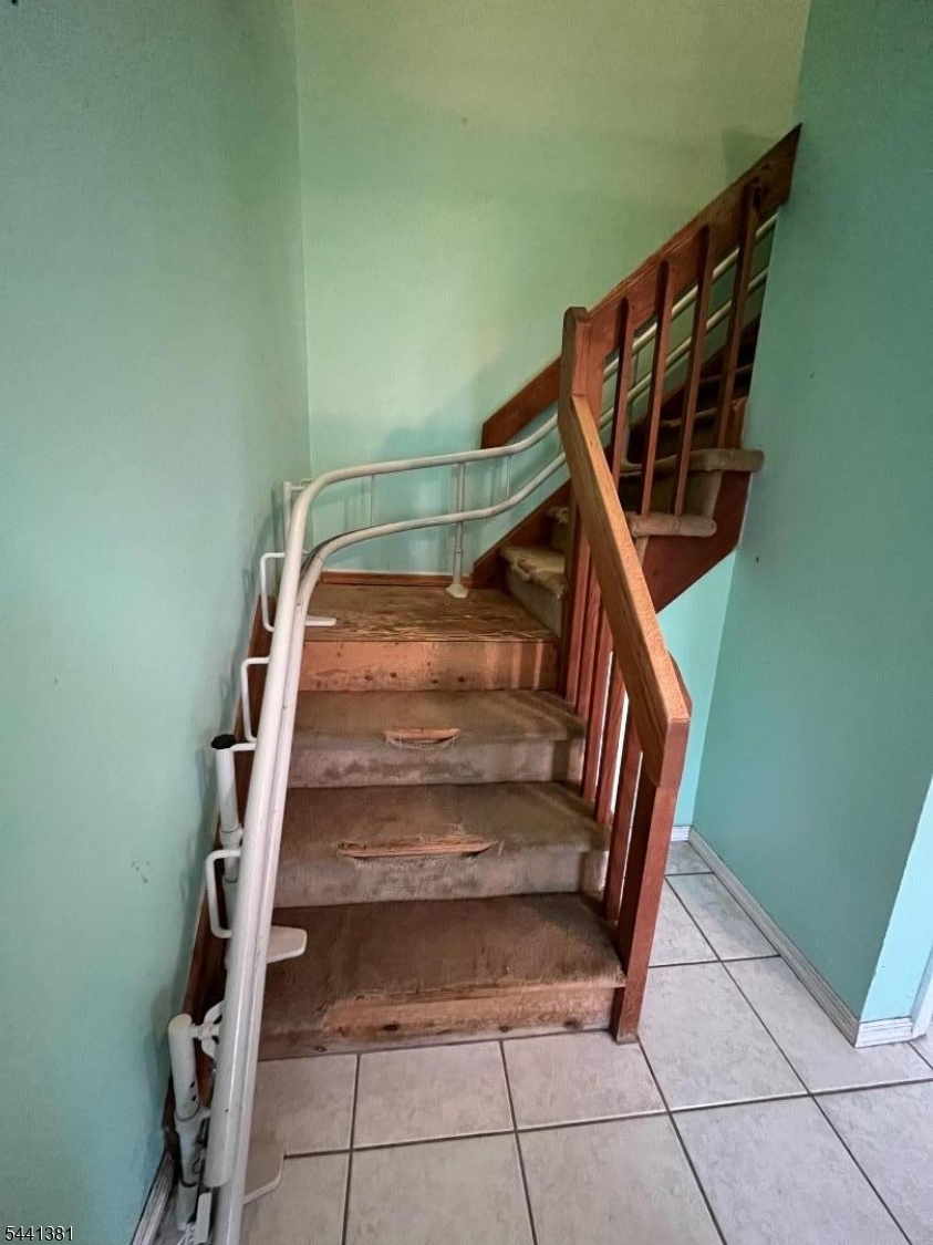 21 Greenwood Ave Property Photo 9