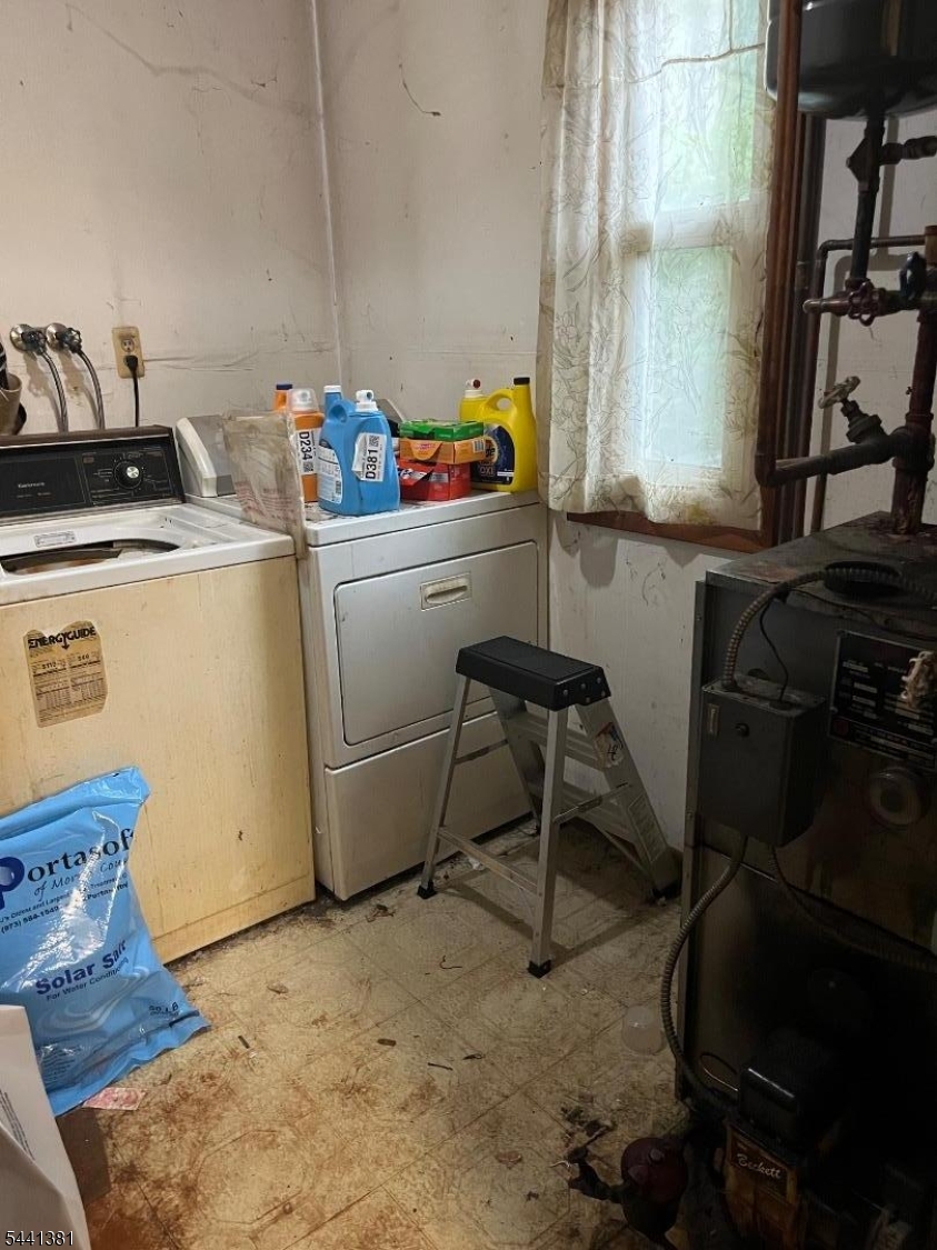 21 Greenwood Ave Property Photo 22