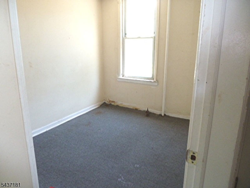 557 Magnolia Ave Property Photo 13