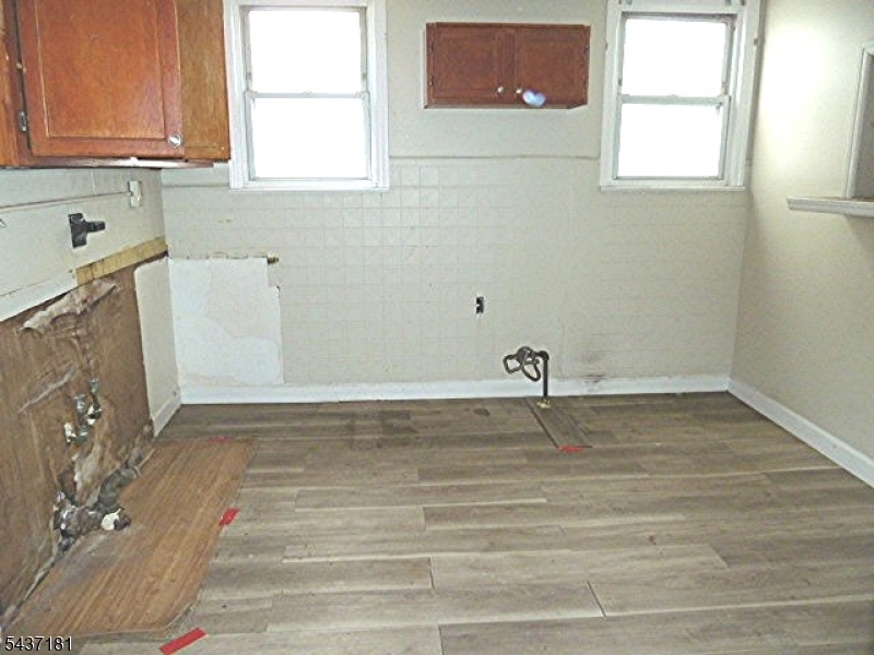 557 Magnolia Ave Property Photo 14
