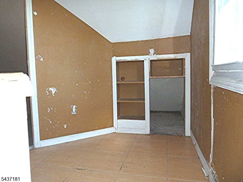 557 Magnolia Ave Property Photo 28