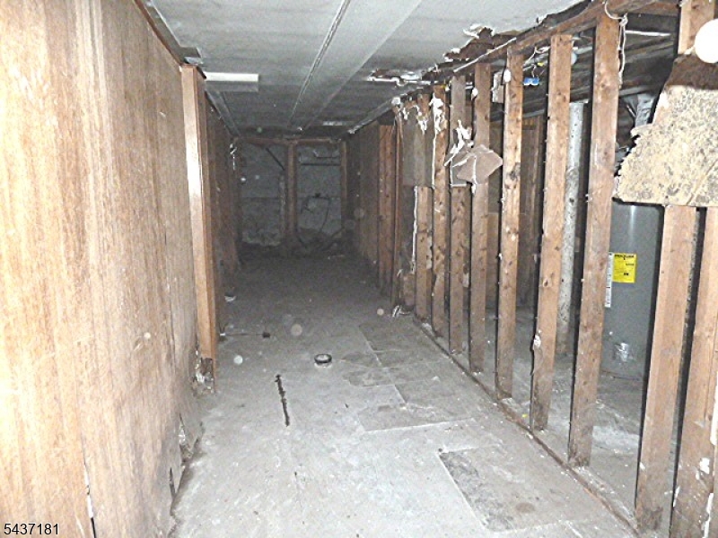 557 Magnolia Ave Property Photo 31