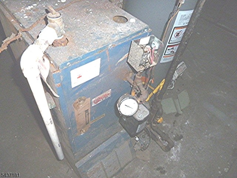557 Magnolia Ave Property Photo 33