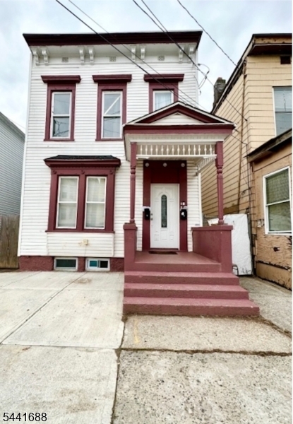 447 S 17th St Property Photo 19
