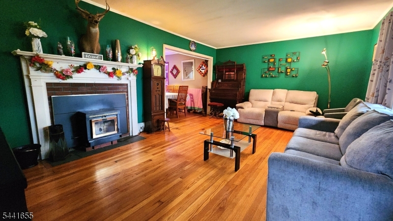 11 N Clark St Property Photo 5