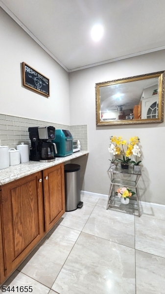 11 N Clark St Property Photo 21