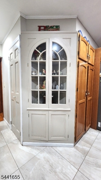 11 N Clark St Property Photo 23