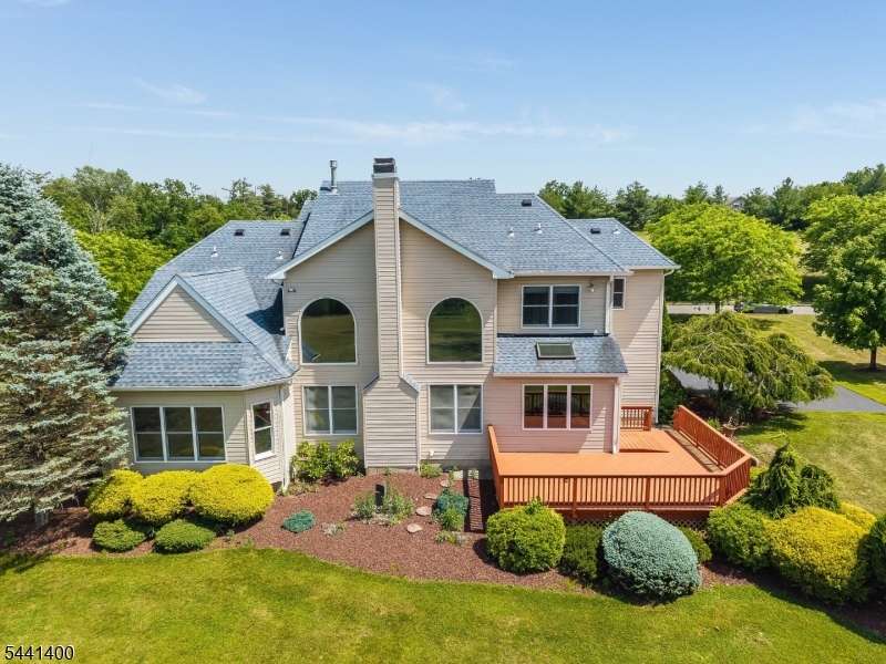 3 Stark Ct Property Photo 2