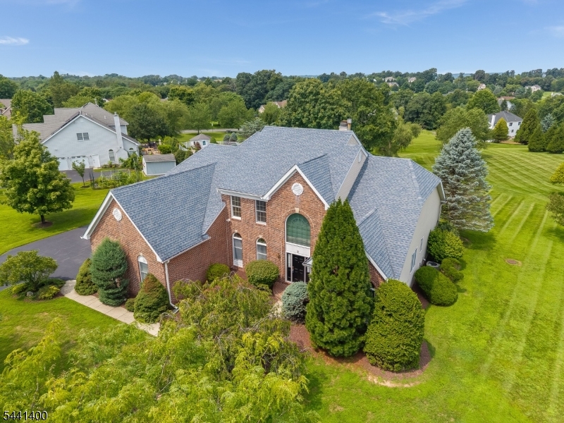3 Stark Ct Property Photo 3