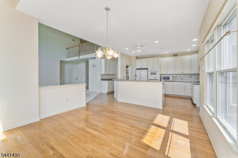 3 Stark Ct Property Photo 24