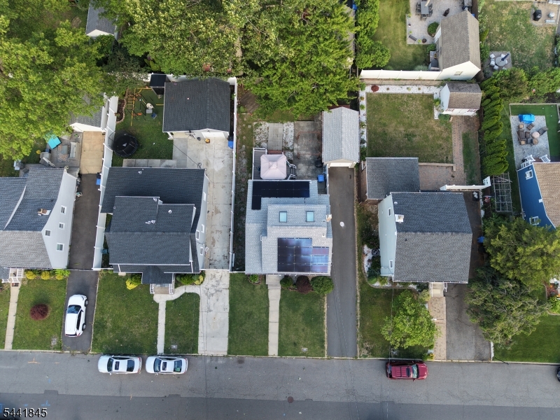 34 Chase Ave Property Photo 6