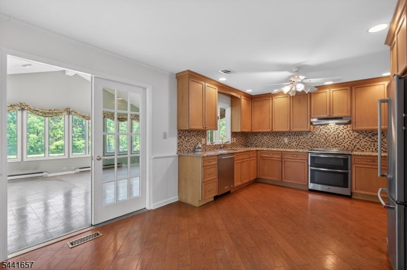 17 Cedar Rd Property Photo 5