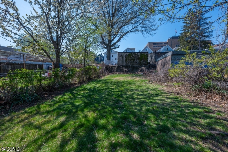 369 Paulison Ave Property Photo 28