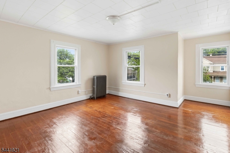 164 E Blackwell St Property Photo 14