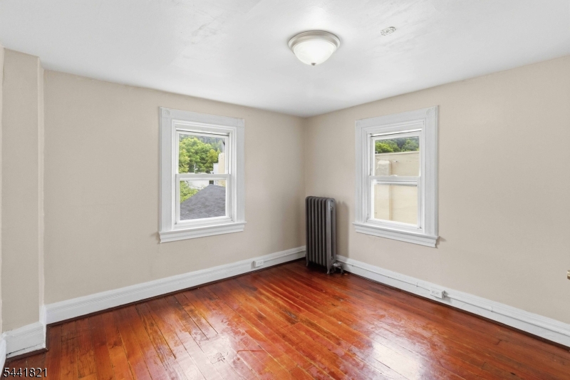 164 E Blackwell St Property Photo 15