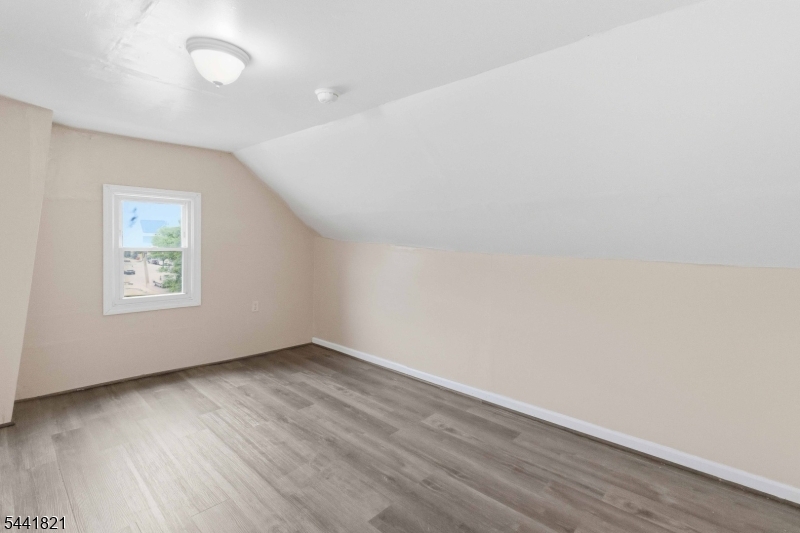 164 E Blackwell St Property Photo 18