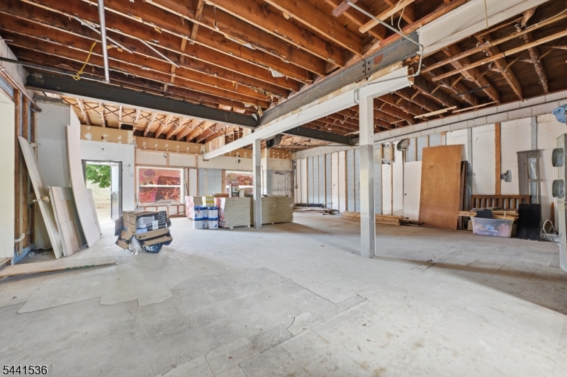 600 Chestnut St Property Photo 5