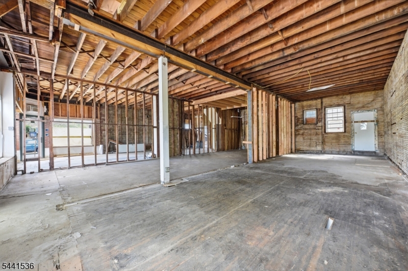 600 Chestnut St Property Photo 17