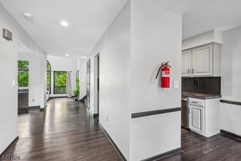 19 Cedarwood Property Photo 5
