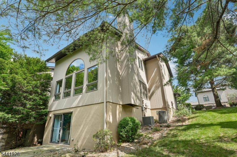 19 Cedarwood Property Photo 36