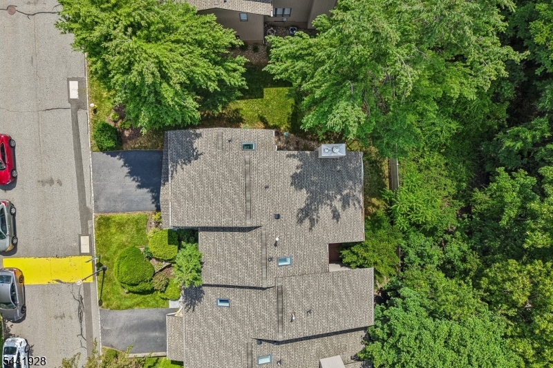 19 Cedarwood Property Photo 41