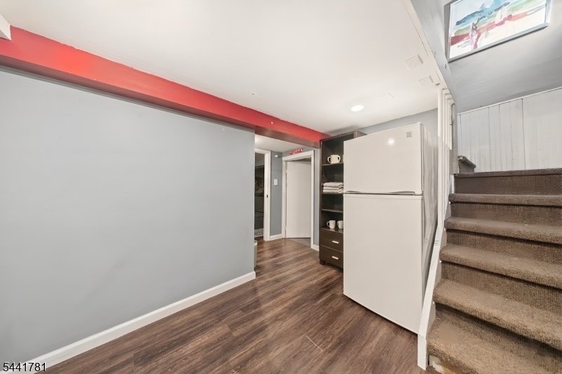 217 Sheridan Ave Property Photo 26