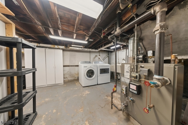 217 Sheridan Ave Property Photo 28