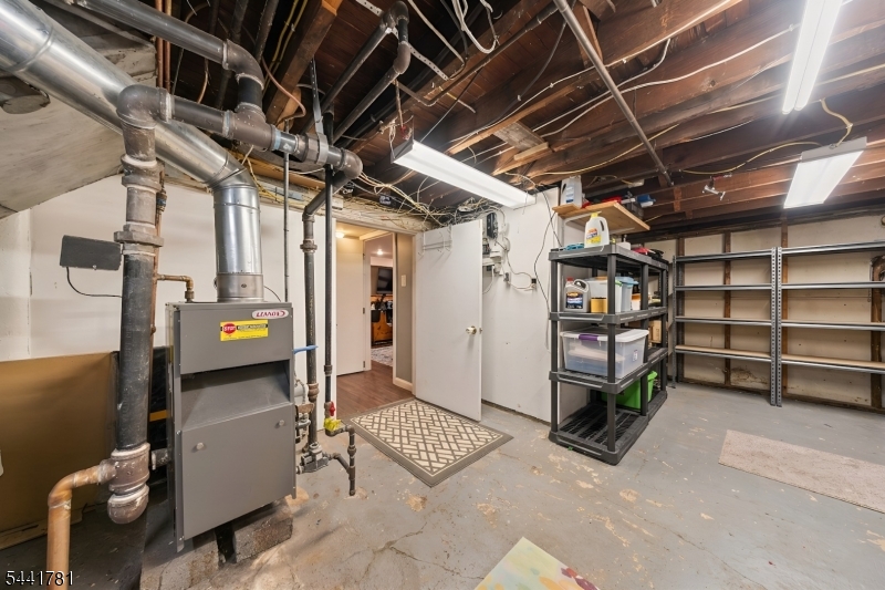 217 Sheridan Ave Property Photo 29