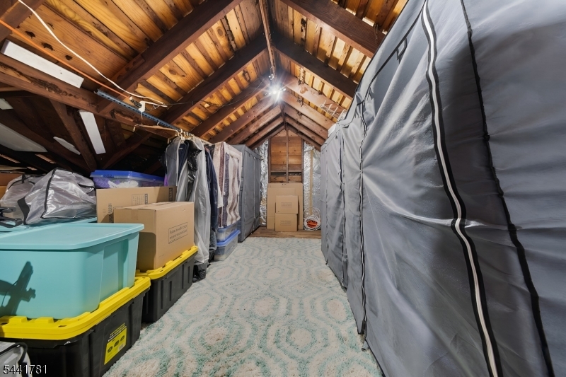 217 Sheridan Ave Property Photo 40