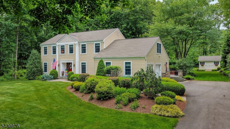 18 Glen Ridge Dr Property Photo 3