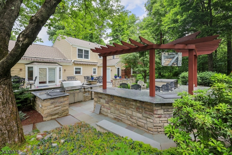 18 Glen Ridge Dr Property Photo 40