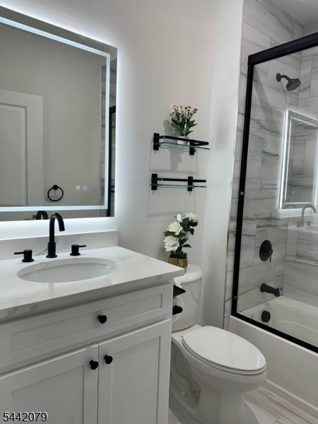 127 Jacques St Property Photo 14