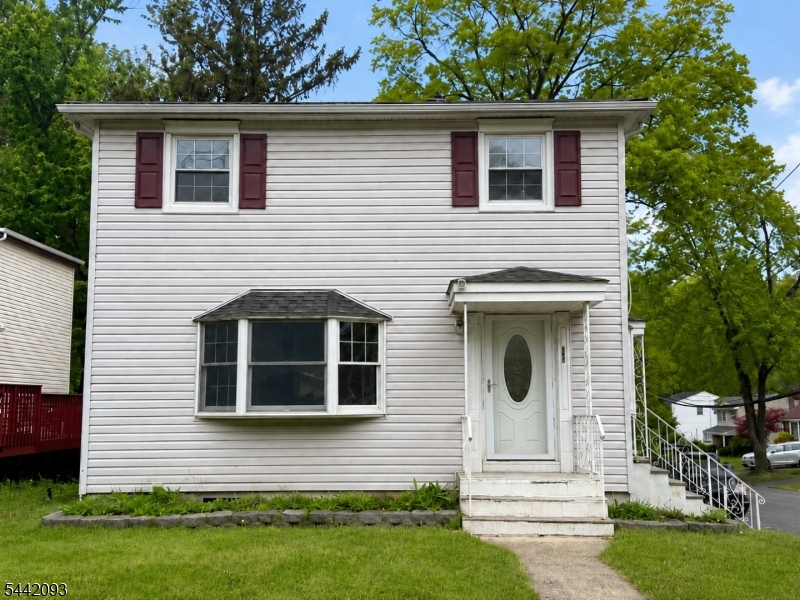 249 Mountain Ave Property Photo 1